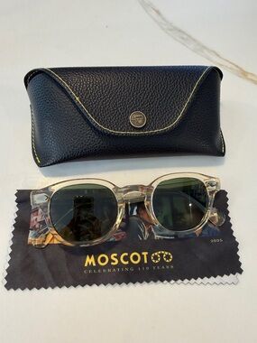 MOSCOT Lemtosh Sunglasses in color Flesh UNISEX